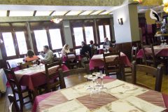 restaurante-arroyo-frio-salon