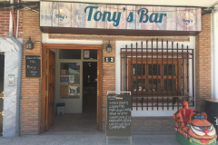 Tonys-bar